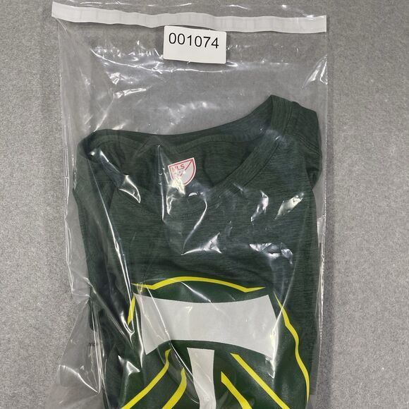 Portland Timbers T Shirt Mens Large Green Original Crest Logo Short Sleeve MLS - Picture 8 of 8